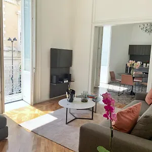 Apartment La Dimora Dei Mille Syrakus