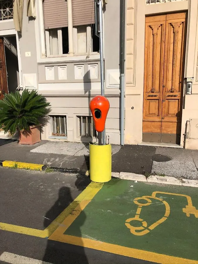 Hotel Lukas Viareggio 3*,  Italy