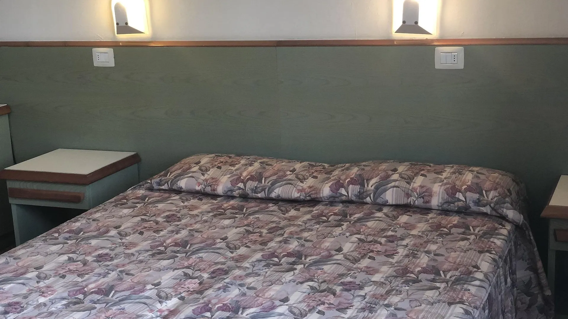 Hotel Lukas Viareggio 3*,